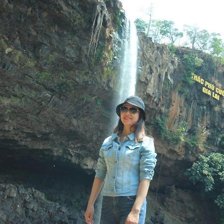 Hung Vuong Hotel Pleiku Luaran gambar