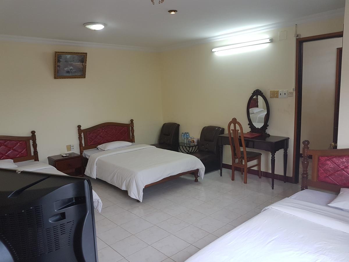 Hung Vuong Hotel Pleiku Luaran gambar
