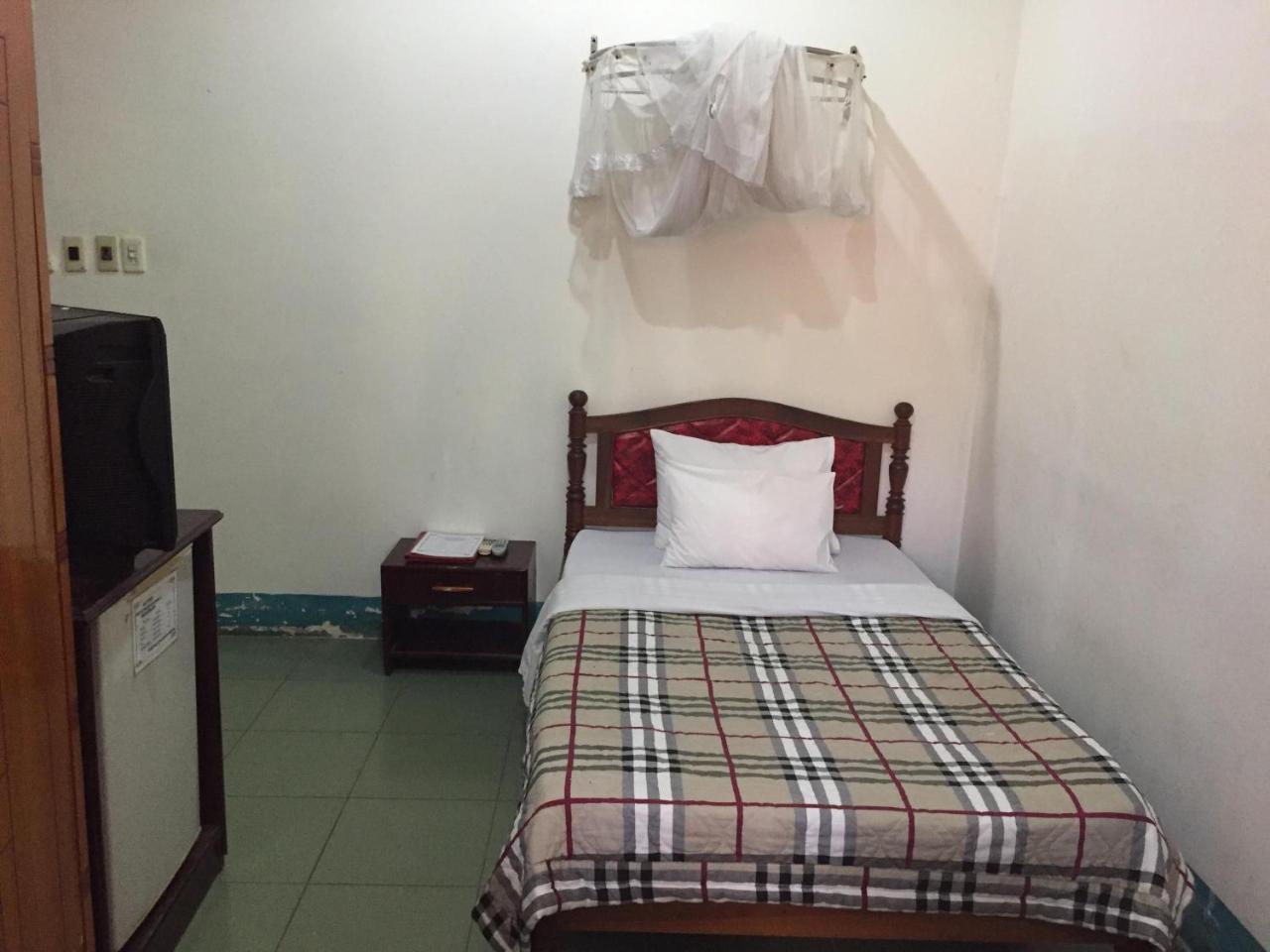 Hung Vuong Hotel Pleiku Luaran gambar